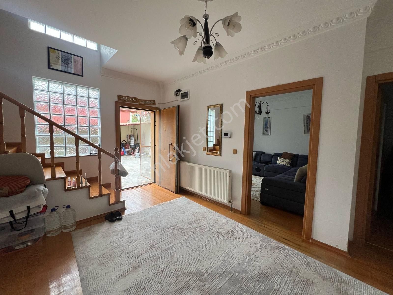 Beykoz-çavuşbaşı-çengeldere Mah.'de Satılık 2 Katlı (5+2) Villa - Görsel 9