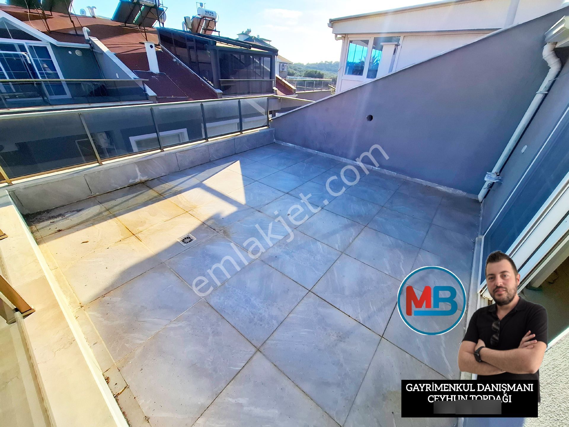 Didimde Satılık 3+1 Villa Havuzlu Bahçeli Ön Cephe Havuz Cepheli Müstakil Tripleks ! - Görsel 30