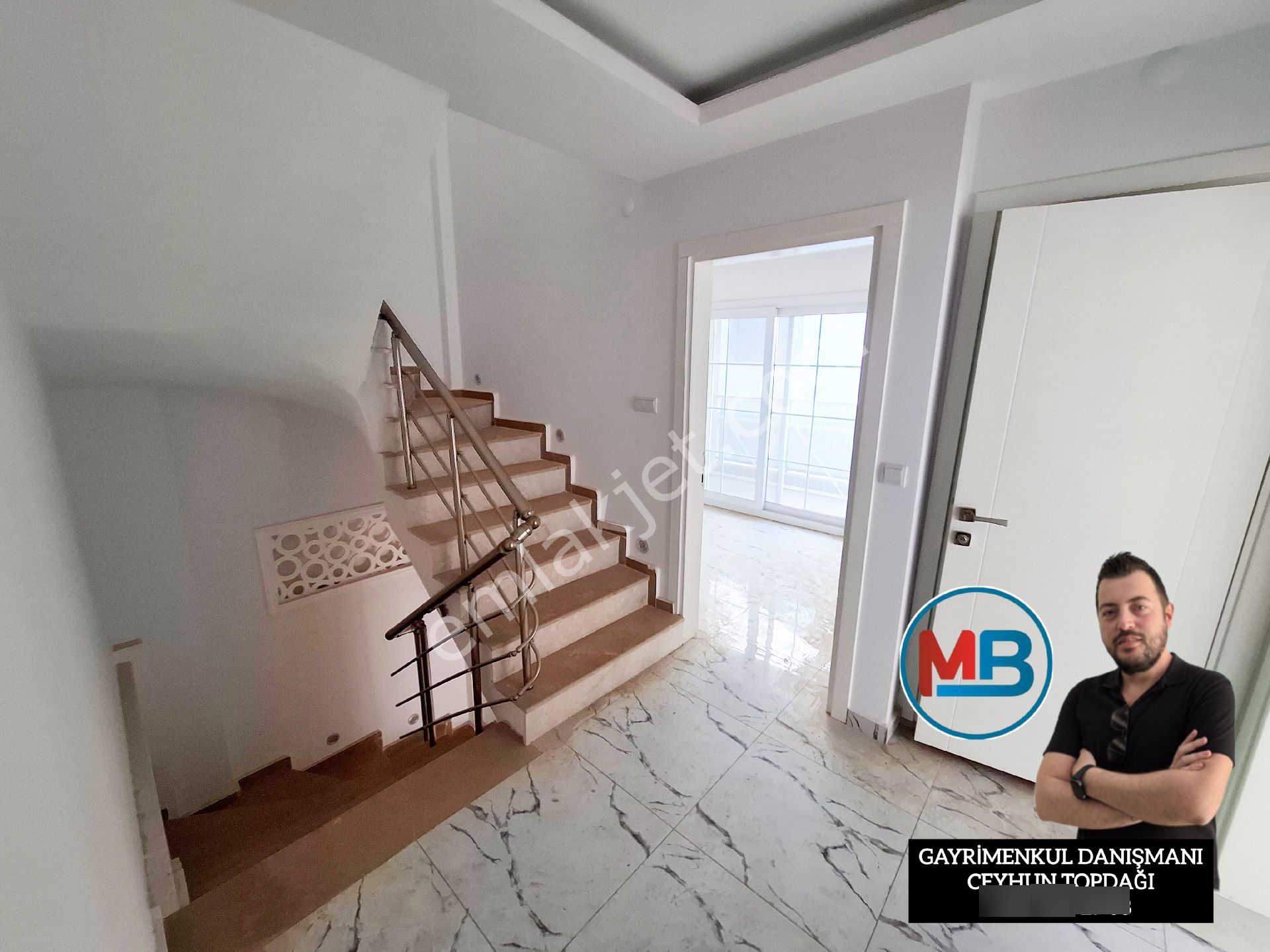 Didimde Satılık 3+1 Villa Havuzlu Bahçeli Ön Cephe Havuz Cepheli Müstakil Tripleks ! - Görsel 13