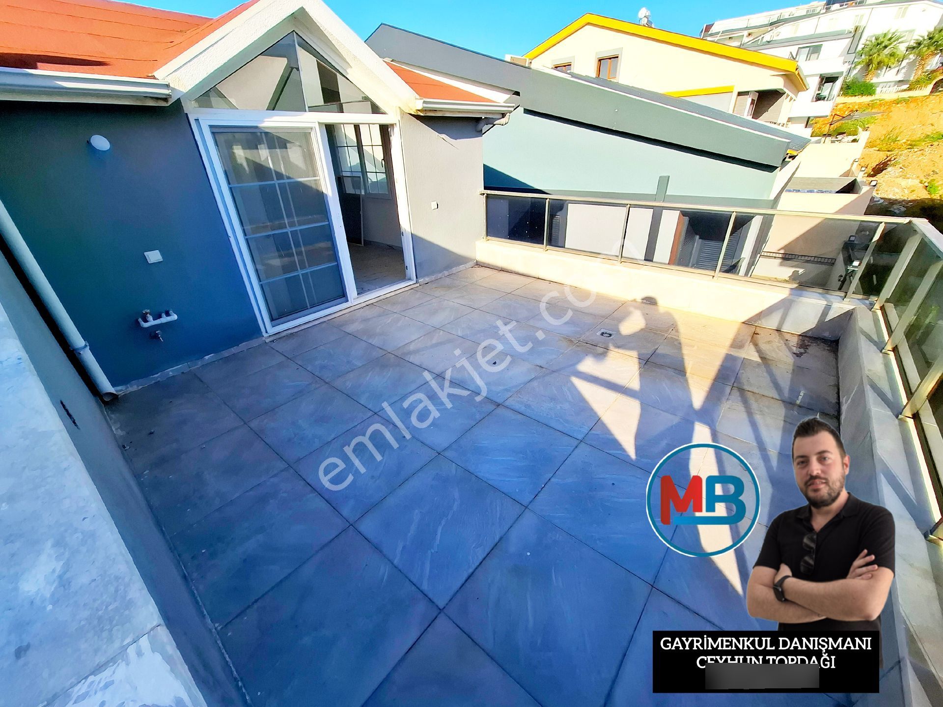 Didimde Satılık 3+1 Villa Havuzlu Bahçeli Ön Cephe Havuz Cepheli Müstakil Tripleks ! - Görsel 29