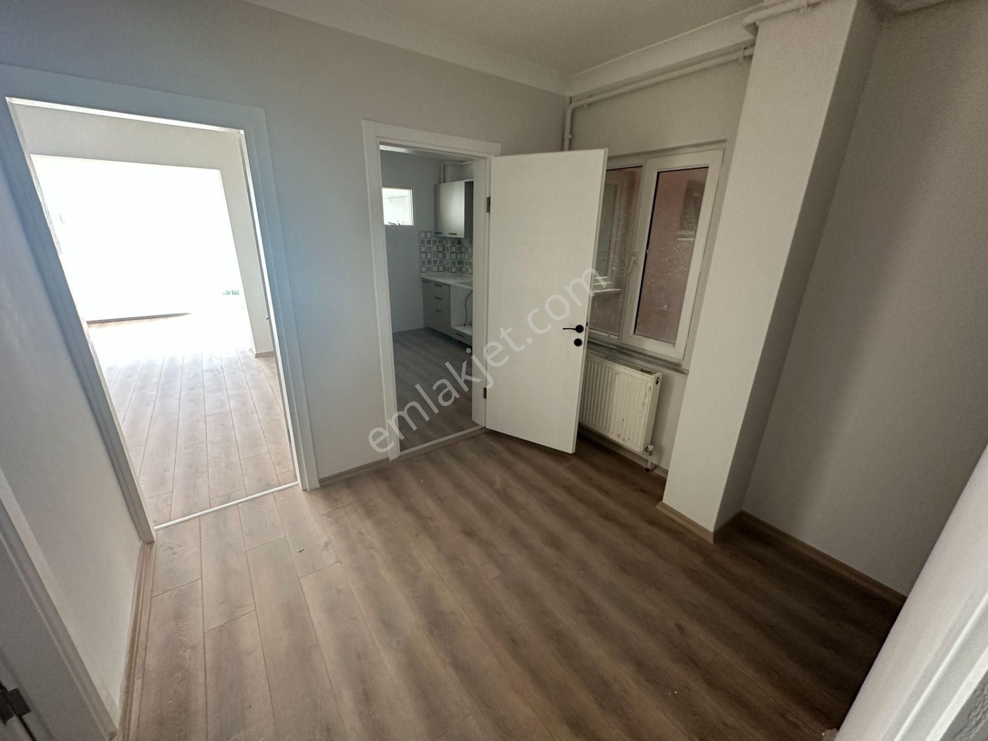 Günaydın Mah.de Çarşı İçinde 87m2 Arakat D.gazlı 2+1 Daire - Görsel 10