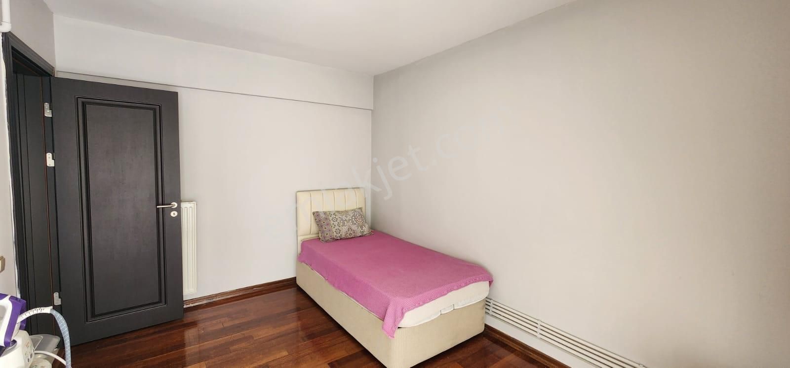 Körfez Manzaralı Satılık Yalı Dairesi - Görsel 12