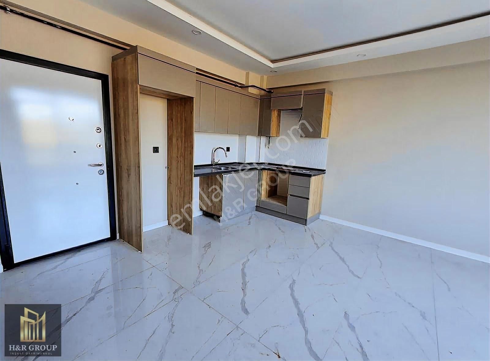Kadıköy'de Doğa Manzaralı Butik Site'de 1+1 Lüks Daire - Görsel 3