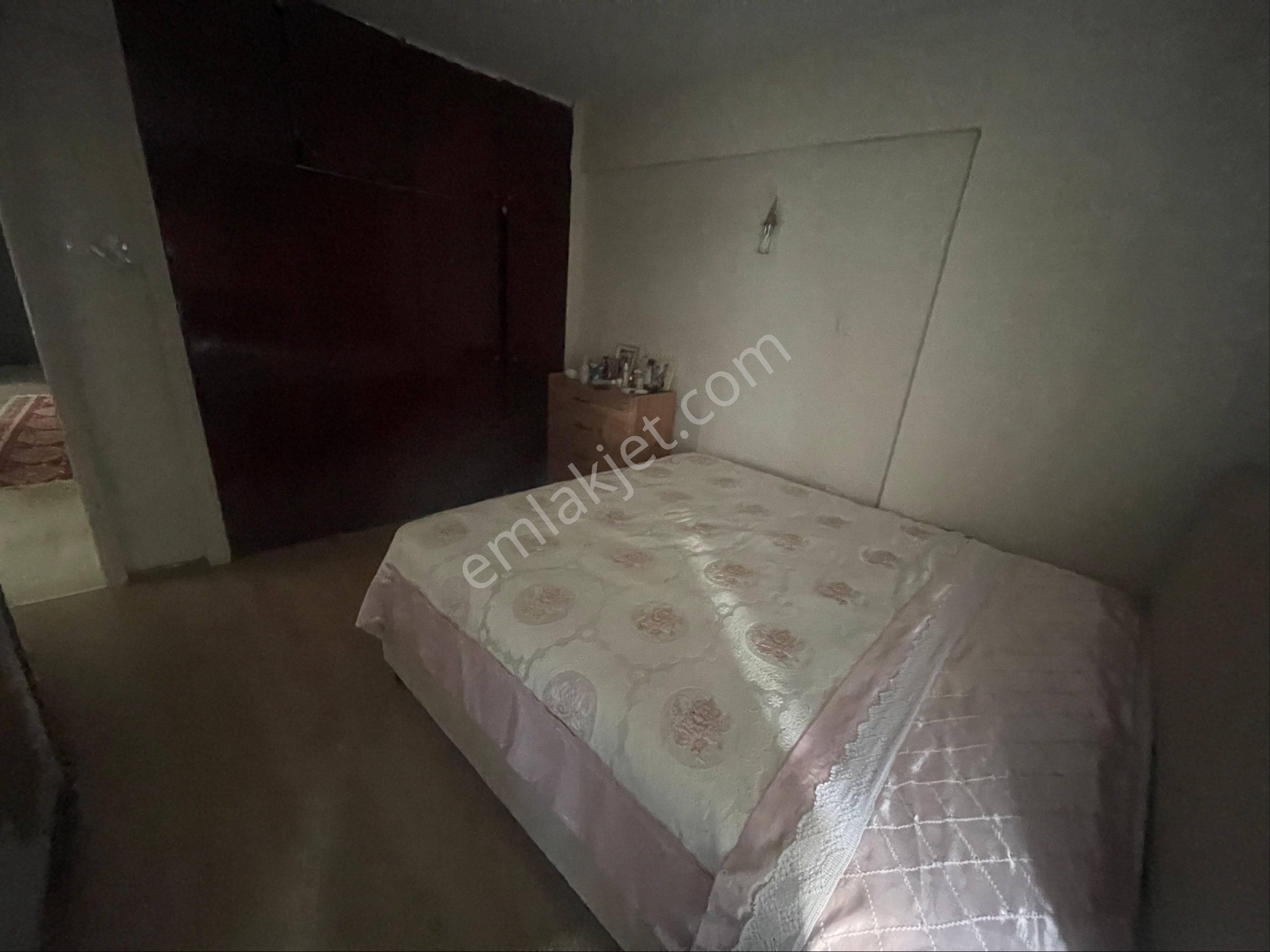 Bozyaka Cadde Ve Hastane Yakını Acil Satılık 2+1 Arakat Daire - Görsel 13