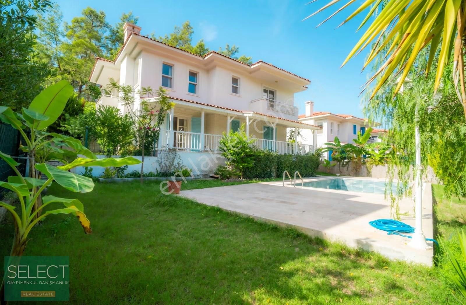 Marmaris Hisarönü'nde Doğa İle İç İçe 4+1 Müstakil Havuzlu Villa