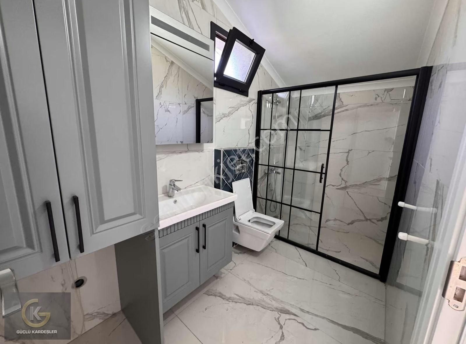 Güçlü Kardeşler Altınoluk Merkezde 4+1 Tam Müstakil Lüks Villa - Görsel 18