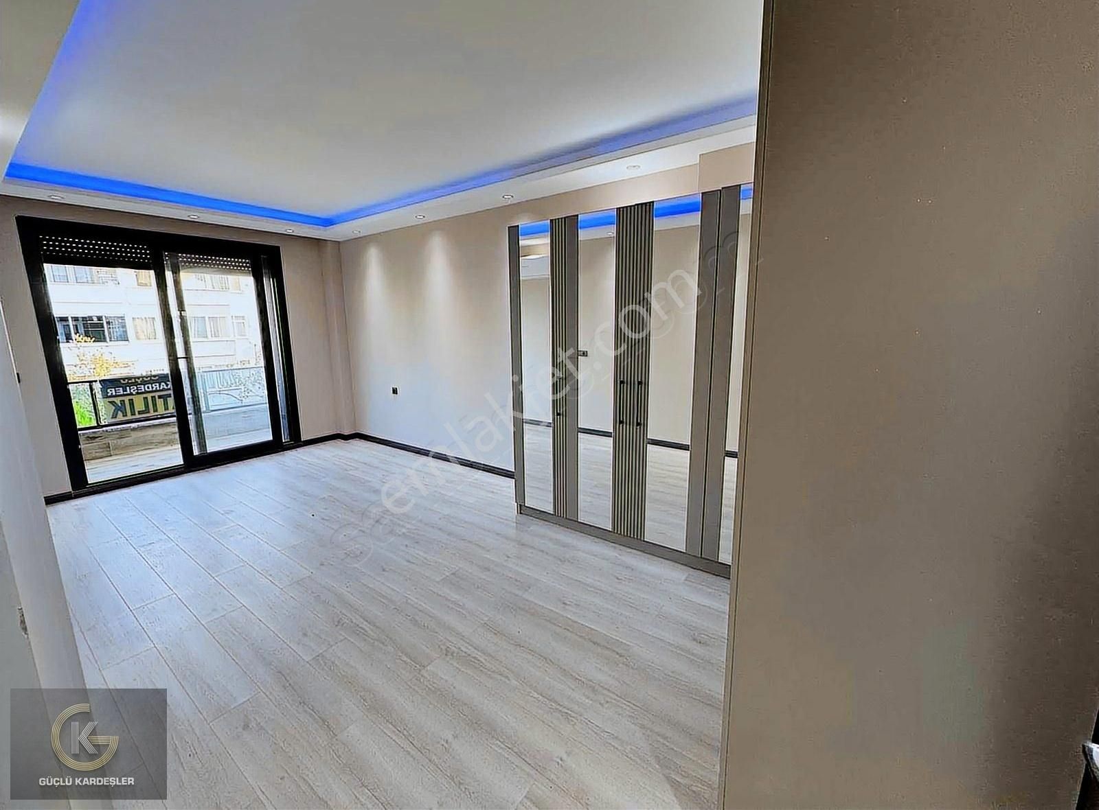 Güçlü Kardeşler Altınoluk Merkezde 4+1 Tam Müstakil Lüks Villa - Görsel 30