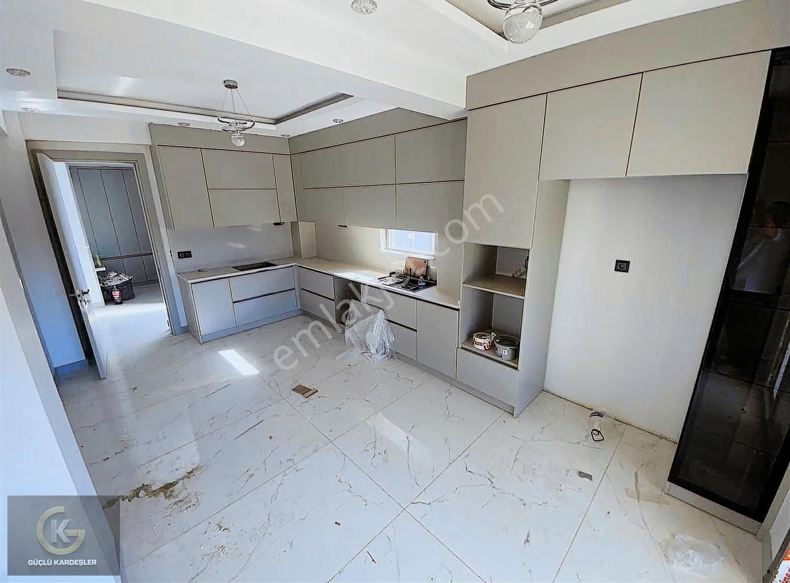 Güçlü Kardeşler 650m2 Arsa İçerisinde Özel Tasarım Lüks Villa - Görsel 27