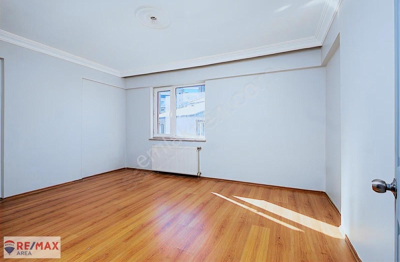 Remax Area Dan Satılık Deniz Manzaralı Teraslı 5+1 Dubleks Daire - Görsel 3