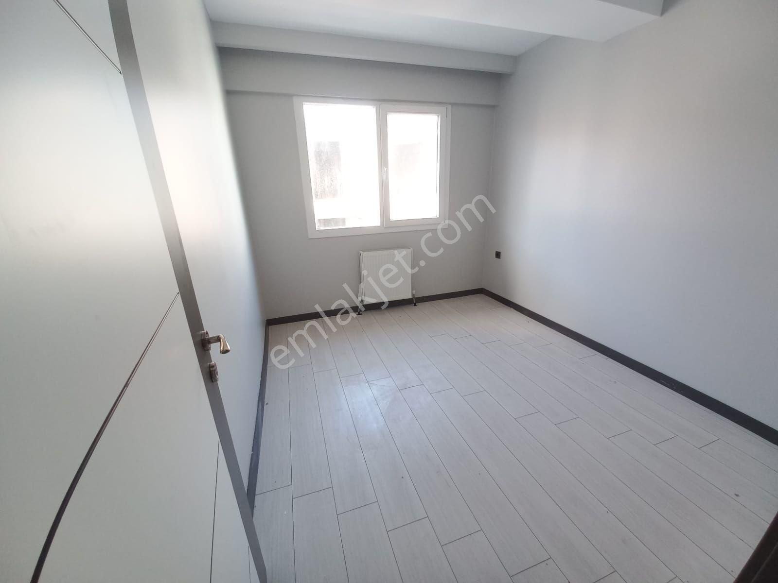 Bergama Fatih Mah Nefes Park Evleri Site İçerisinde 2+1 Geniş Kiralık Daire - Görsel 18