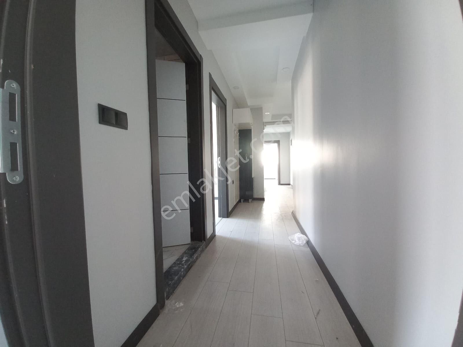 Bergama Fatih Mah Nefes Park Evleri Site İçerisinde 2+1 Geniş Kiralık Daire - Görsel 17