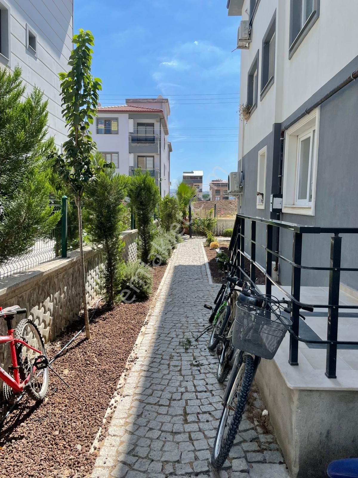 Bergama Fatih Mah Nefes Park Evleri Site İçerisinde 2+1 Geniş Kiralık Daire - Görsel 13