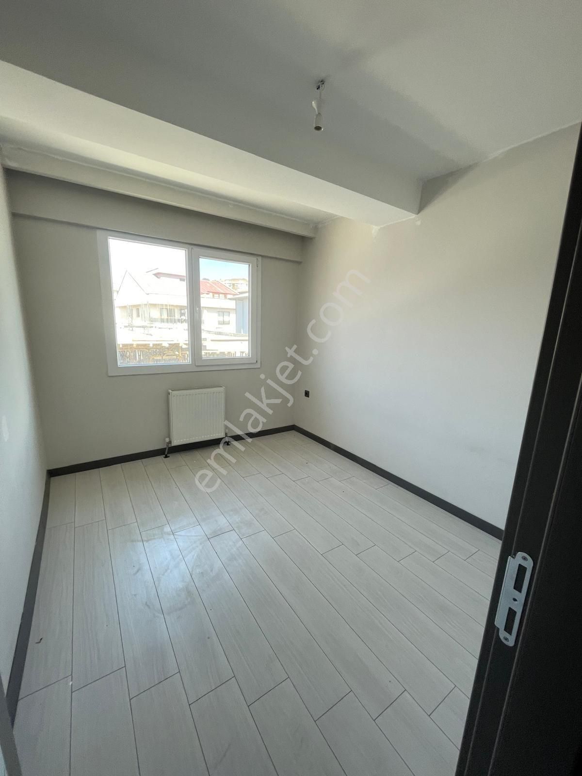 Bergama Fatih Mah Nefes Park Evleri Site İçerisinde 2+1 Geniş Kiralık Daire - Görsel 8