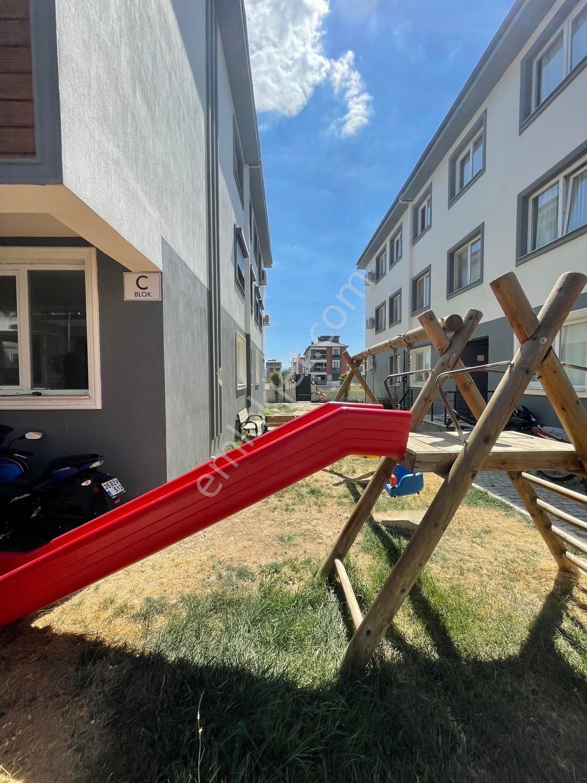 Bergama Fatih Mah Nefes Park Evleri Site İçerisinde 2+1 Geniş Kiralık Daire - Görsel 5