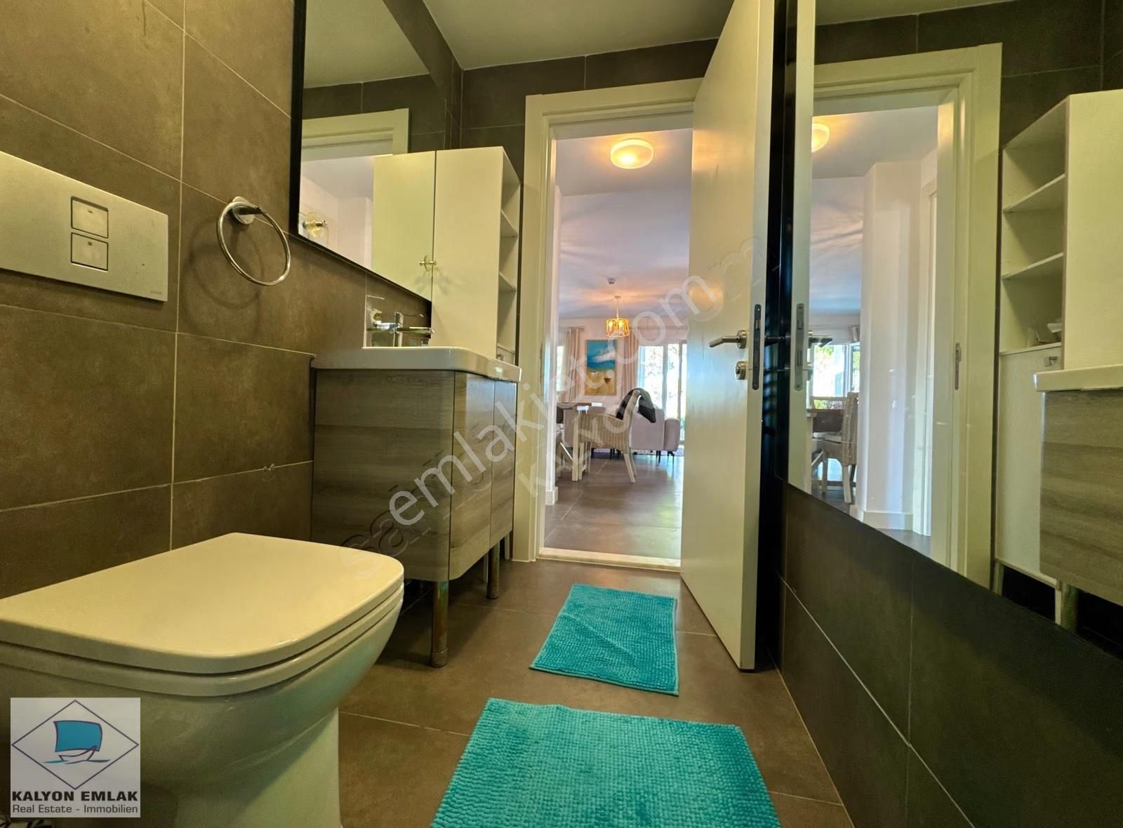 Çeşme Ayasaranda'da Satılık Denize Sıfır Residance Bahçeli Daire - Görsel 27