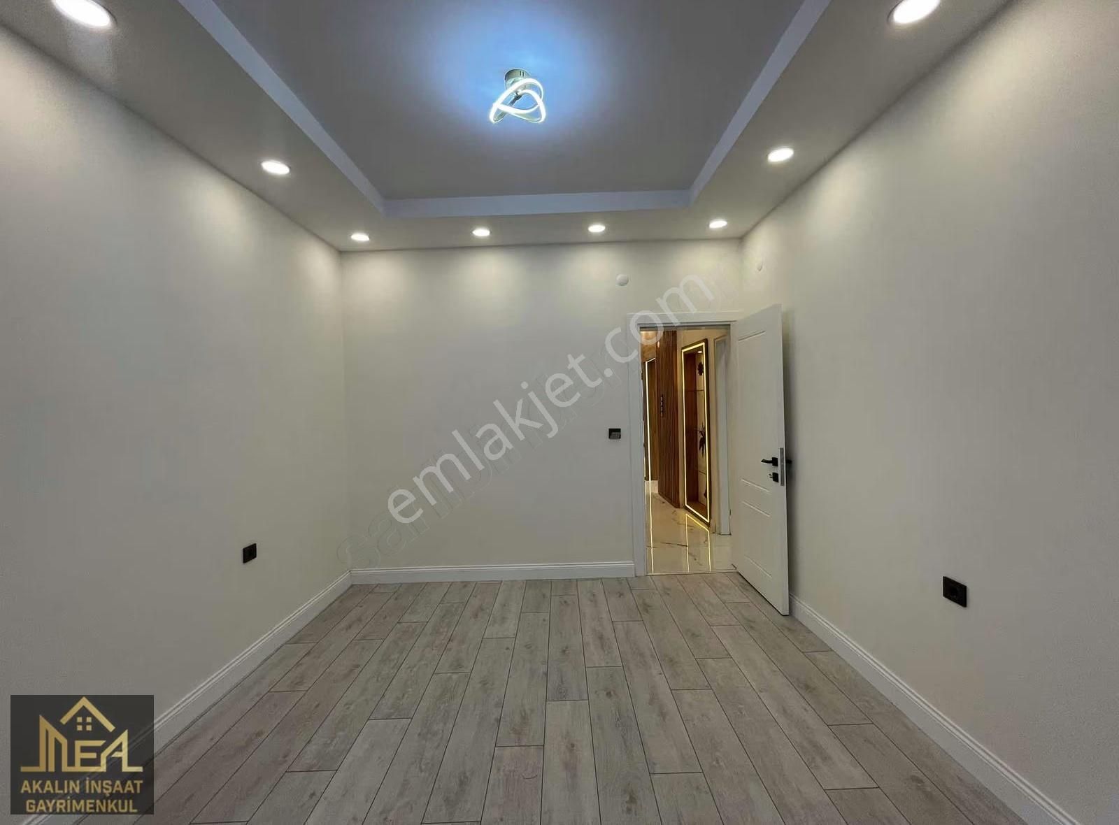 İnönü Caddeyi Gören Konum Da ,poligon Metro Yakını 3+1 Bahçeli - Görsel 7