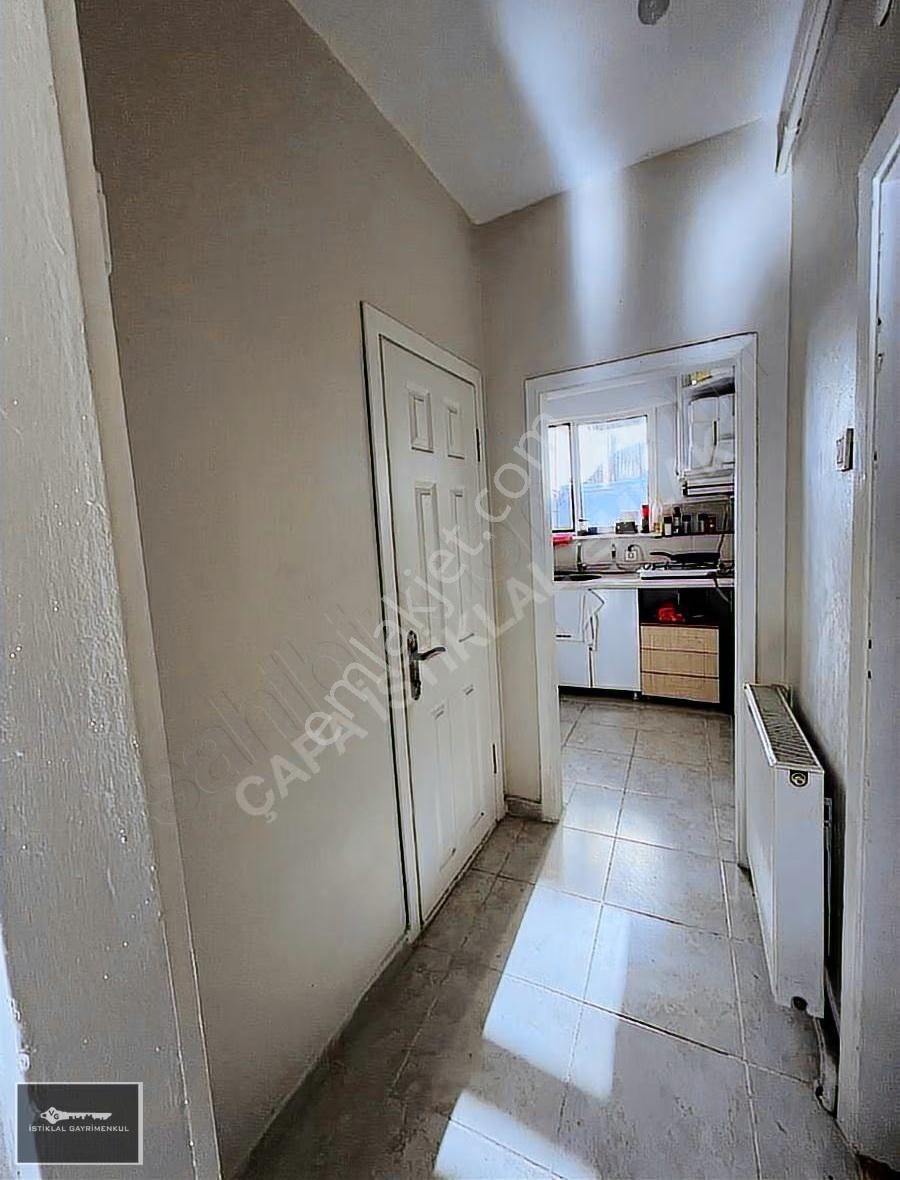 Şehremini'de İster Yatırımlık İster Oturumluk 1+1 Satılık Daire