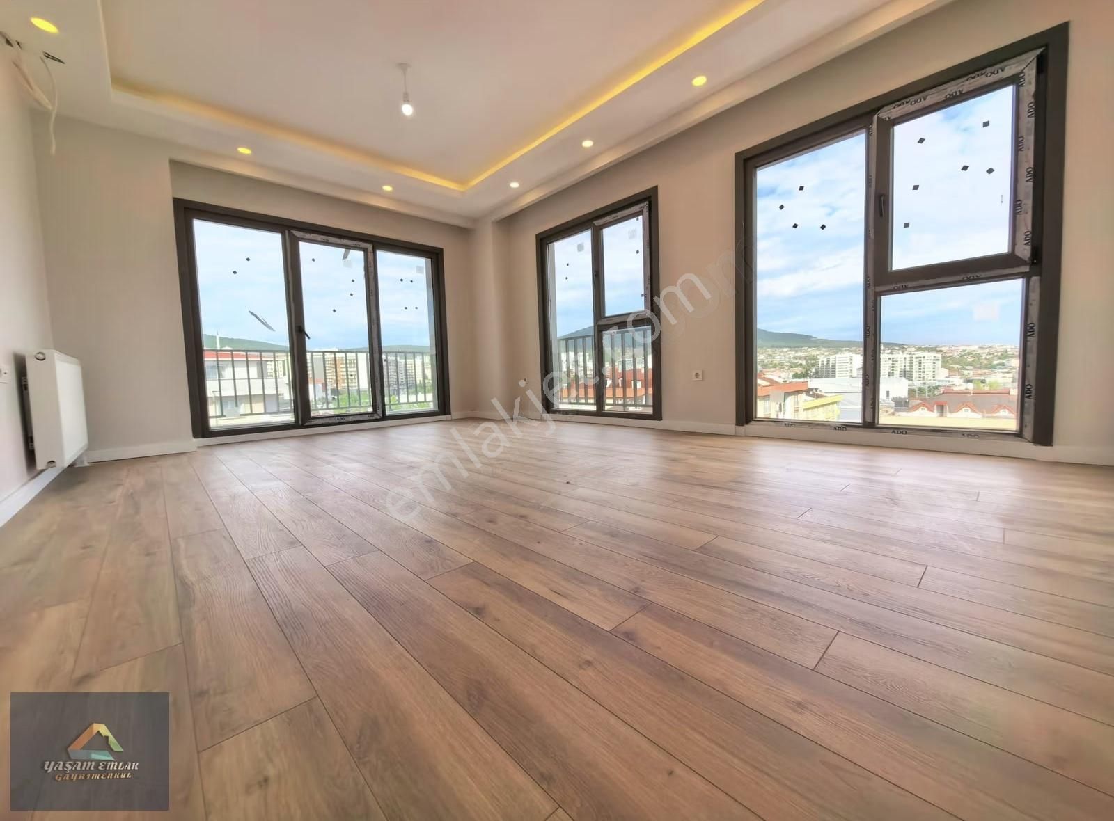 Yaşam'dan Velibaba Da Cadde Üzeri Sıfır Lüks Ara Kat 2+1 Satılık - Görsel 10