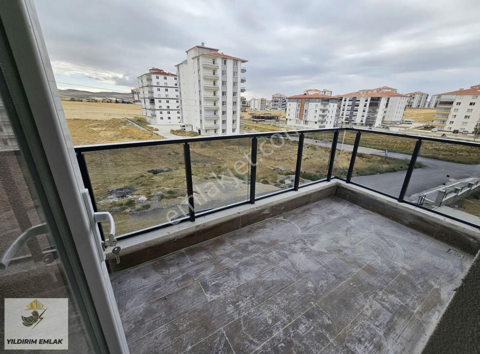 Yıldırım Emlak'tan İstiklalde 2+1 Ara Kat Sıfır Yapılı Daire - Görsel 3