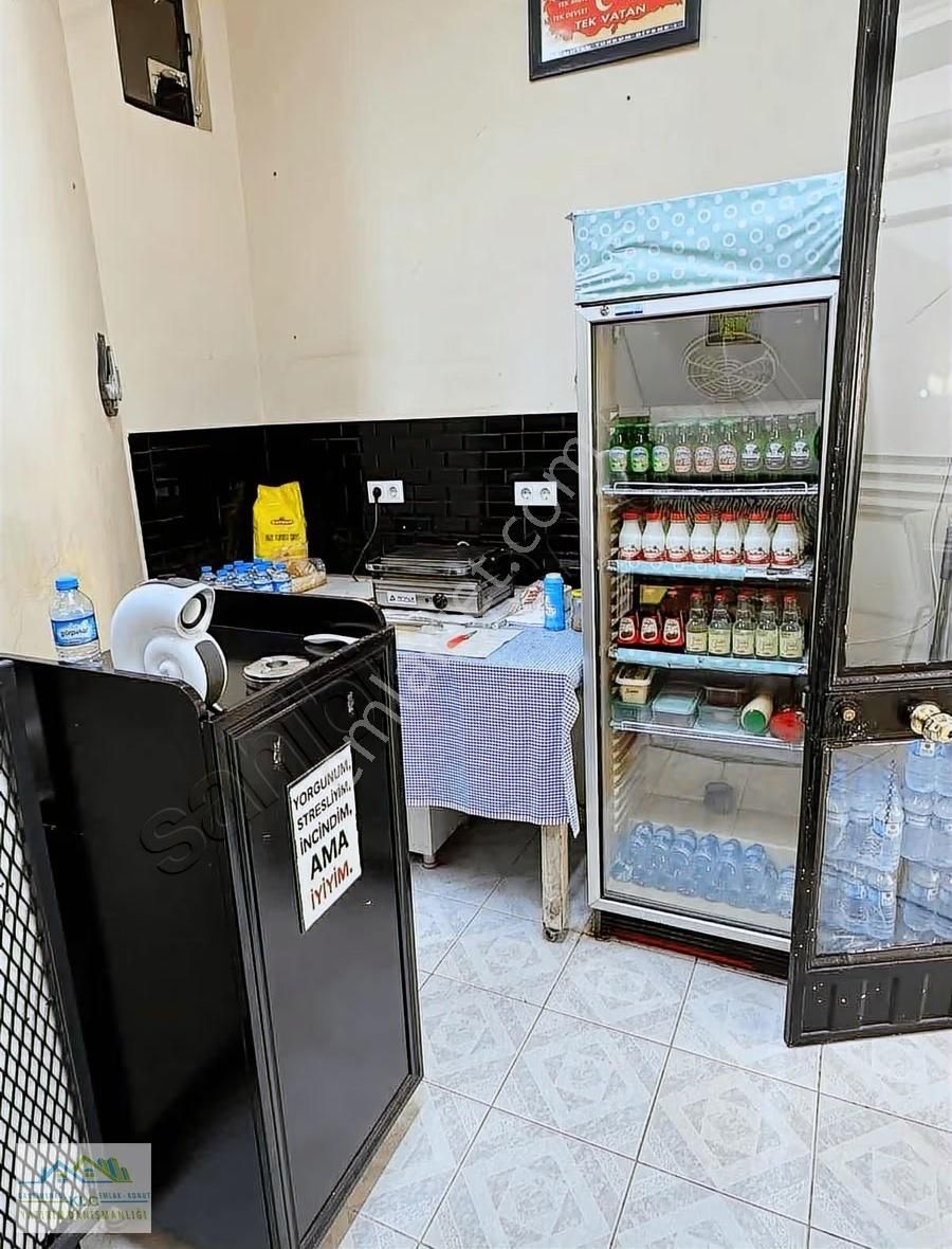 Klc'den Çarşı Merkezde Kullanışlı Kafetarya İçinde Uygun - Görsel 3