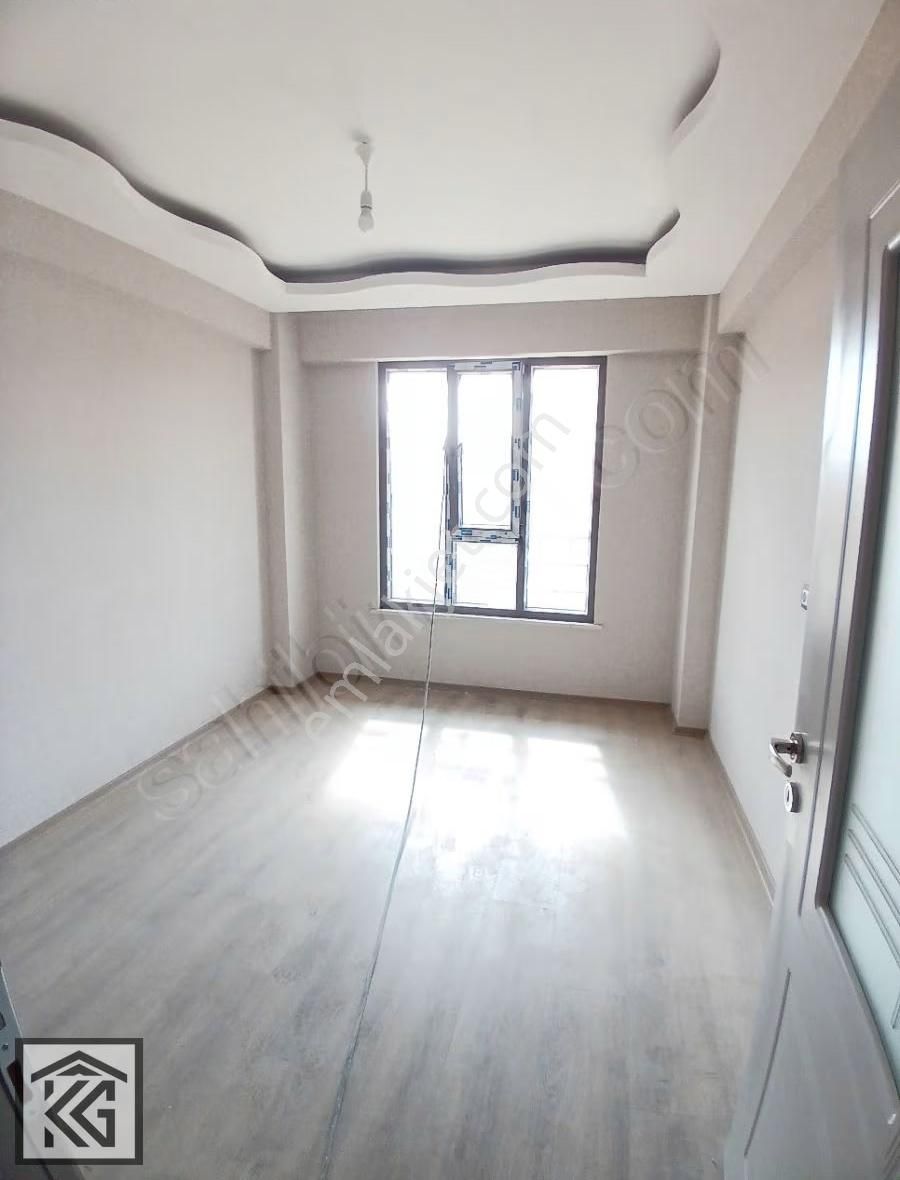 İşgalaman Cadde Üzeri Ali Ulvi Fetih Caddessi Mevlana Yakın 2+1 - Görsel 2