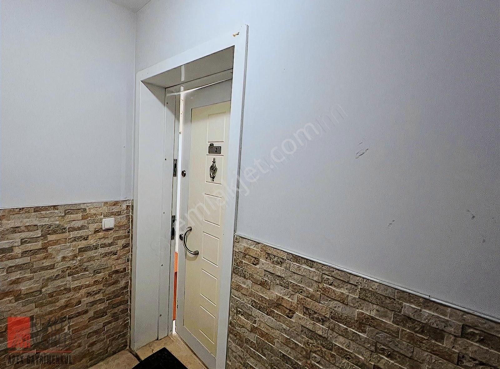 Antalya Konyaaltı Liman Satılık 1+1 Daire Eşyalı - Denize Yakın - Görsel 9