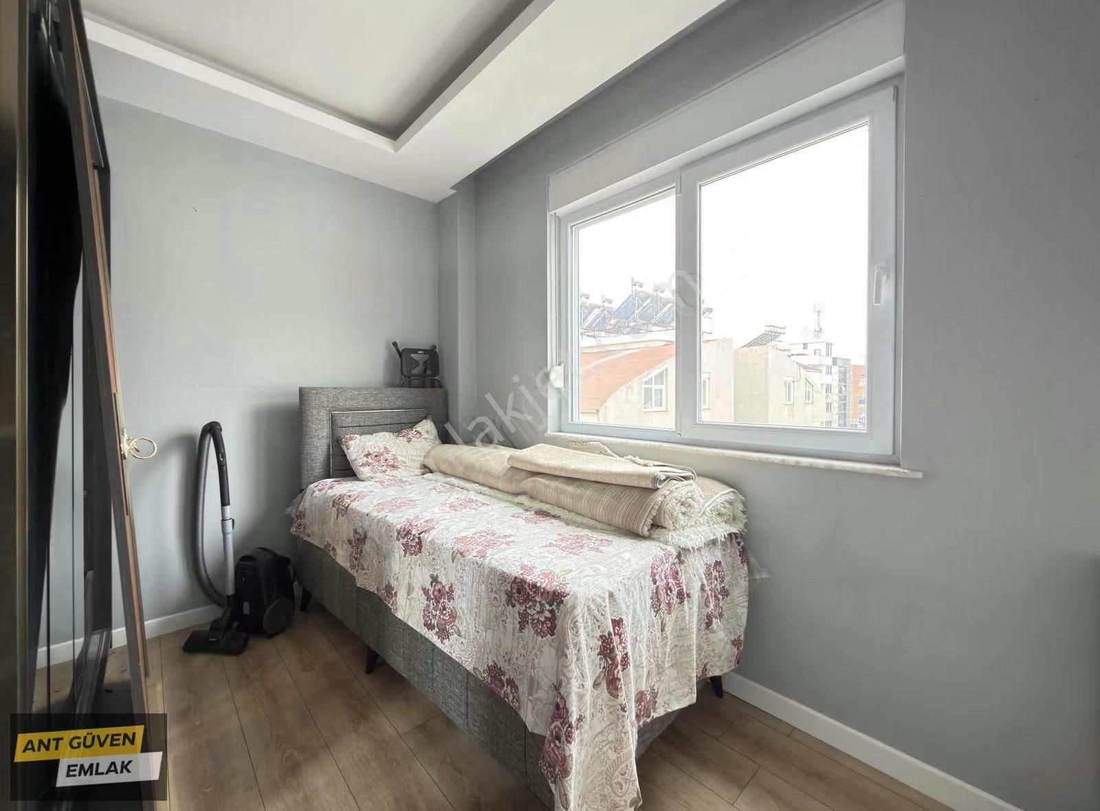 Bahçeyaka Kaymakamlık Karşısı 2+1 4.kat Güney Cephe Önü Açık - Görsel 4