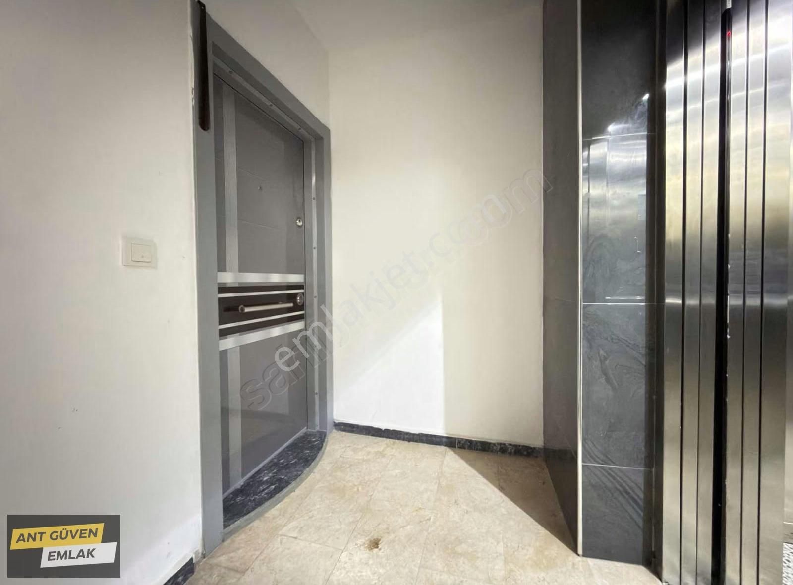 Bahçeyaka Kaymakamlık Karşısı 2+1 4.kat Güney Cephe Önü Açık - Görsel 13