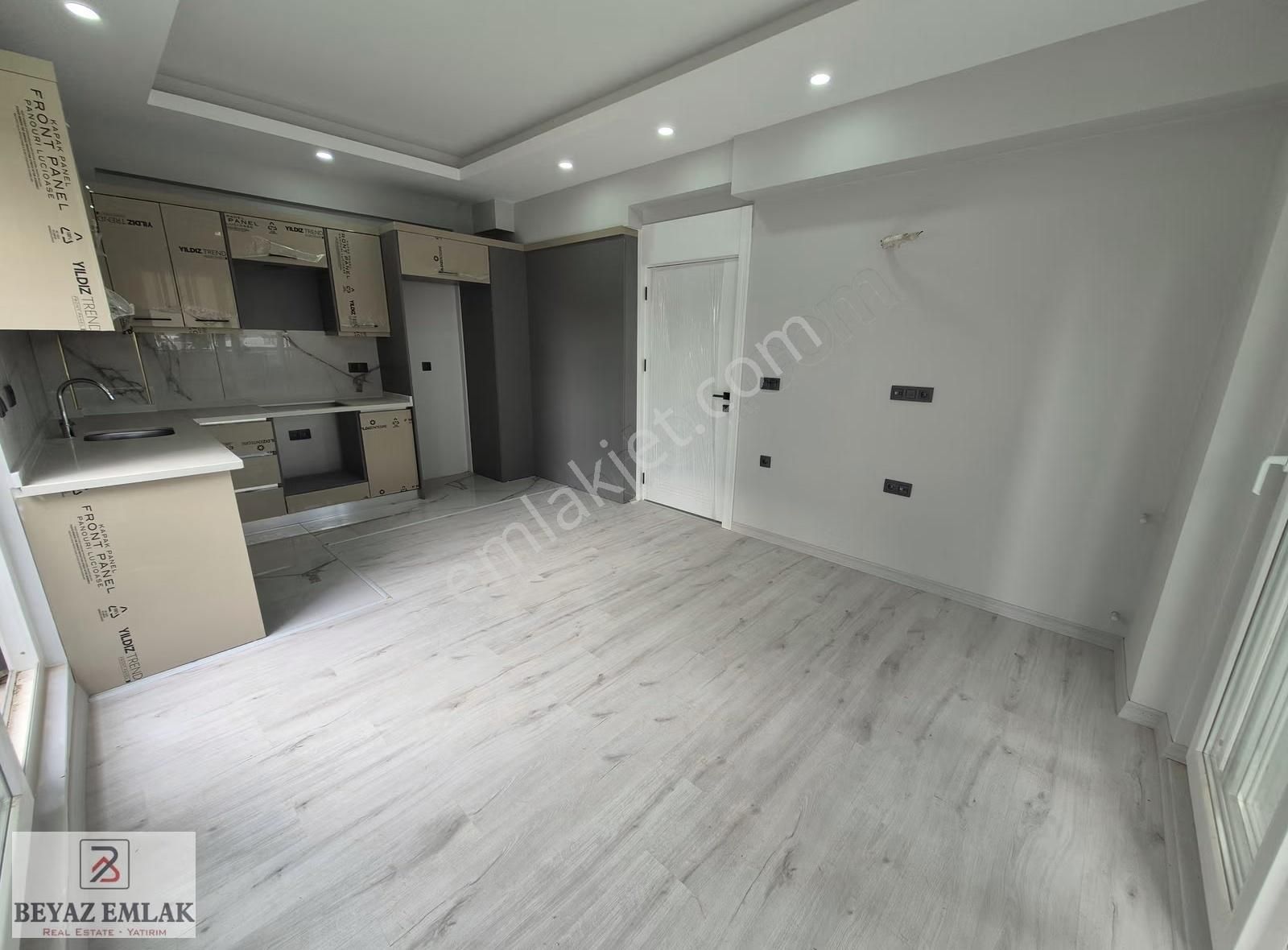 Altıntaş Mh. Havuzlu Balkonlu Önü Bahçe Kullanımlı Sıfır 2+1 - Görsel 10