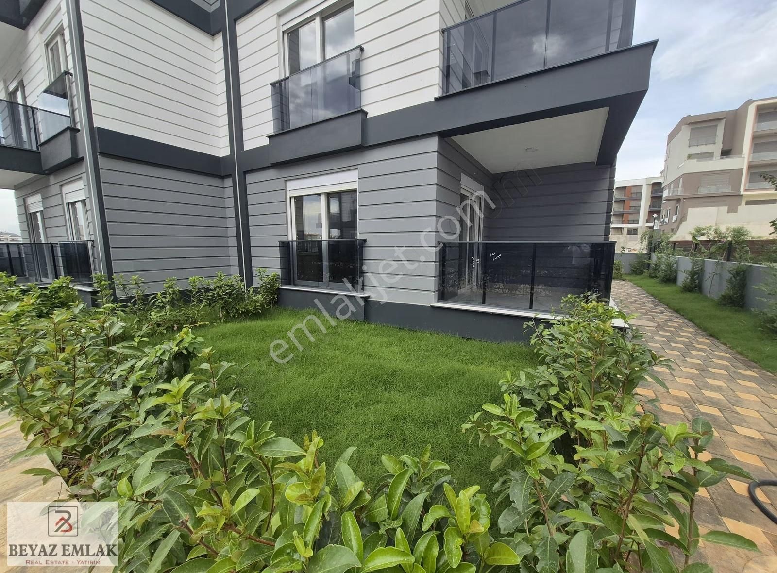 Altıntaş Mh. Havuzlu Balkonlu Önü Bahçe Kullanımlı Sıfır 2+1 - Görsel 12