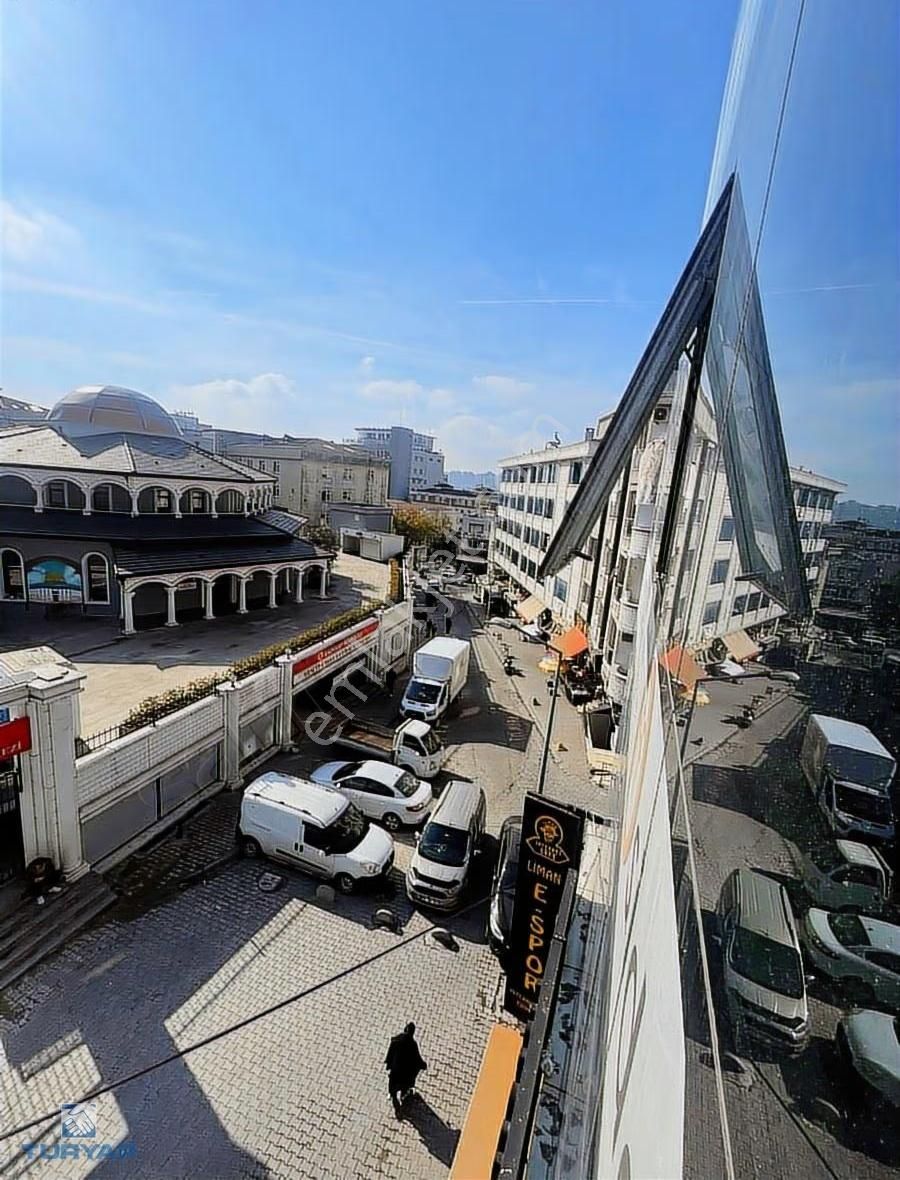 Esenyurt Merkez Camii Nin Karşısında Satılık 5+1 Ofis - Görsel 2