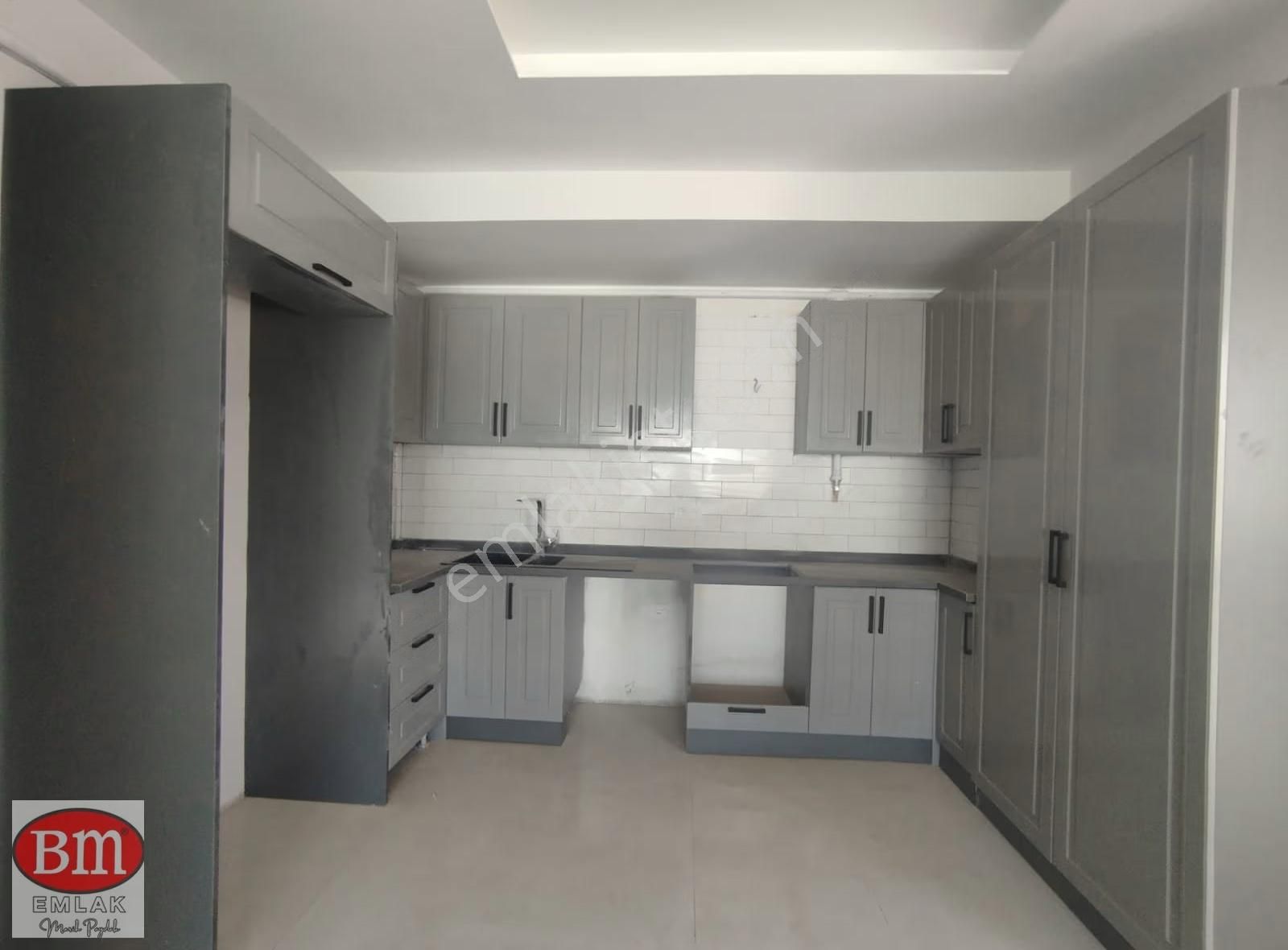 Bm''den Mezitli Yaşar Doğu Cad. Sıfır 2+1 Kombili Havuzlu Daire - Görsel 9