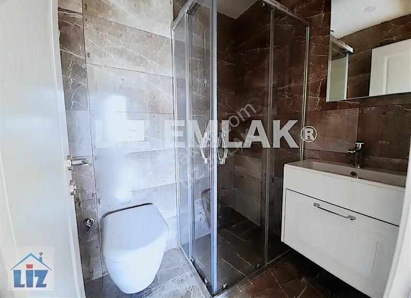 Suadiye'de 7/24 Güvenlikli Site Konzepti Binada 79 M2 Net 2+1 - Görsel 13