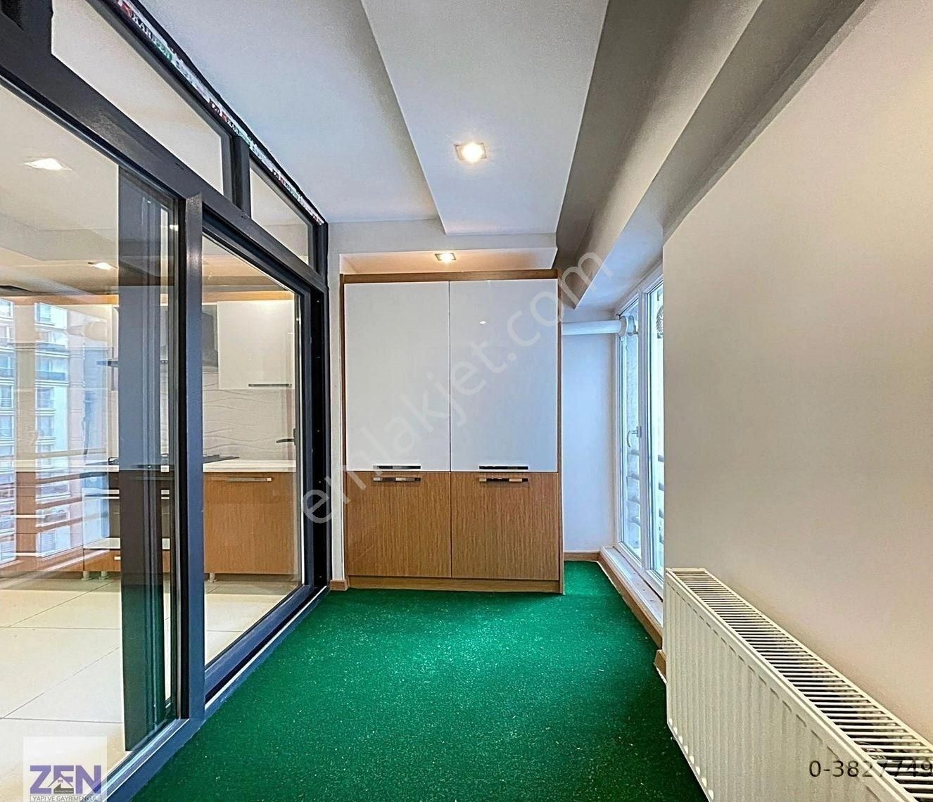 Metrobüse Çok Yakın İçi Ultra Lüks Teraslı 2+1 Satılık Daire - Görsel 16