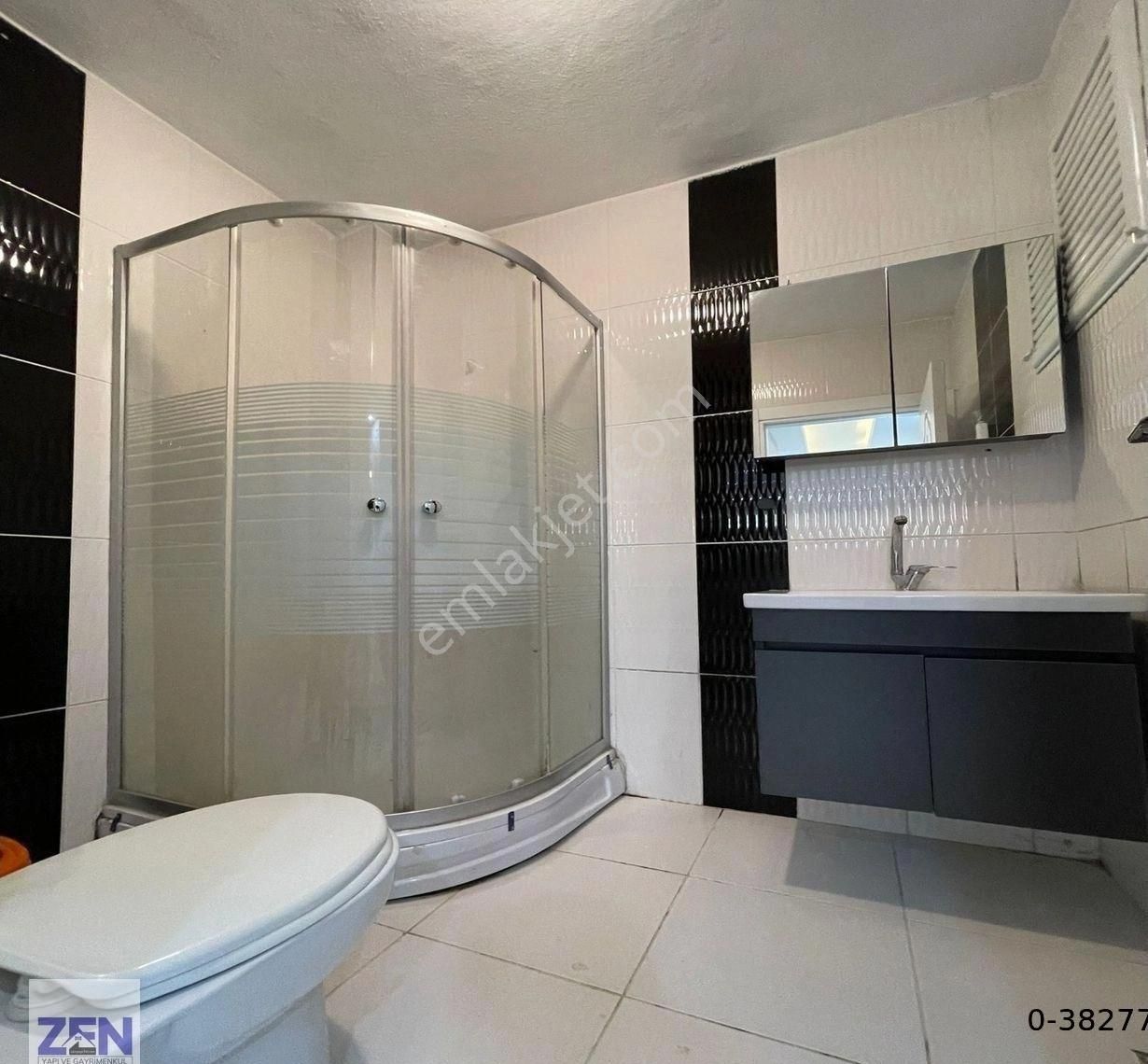 Metrobüse Yakın Otoparklı Full Dekorlu 2+1 Satılık 1. Kat Daire - Görsel 8