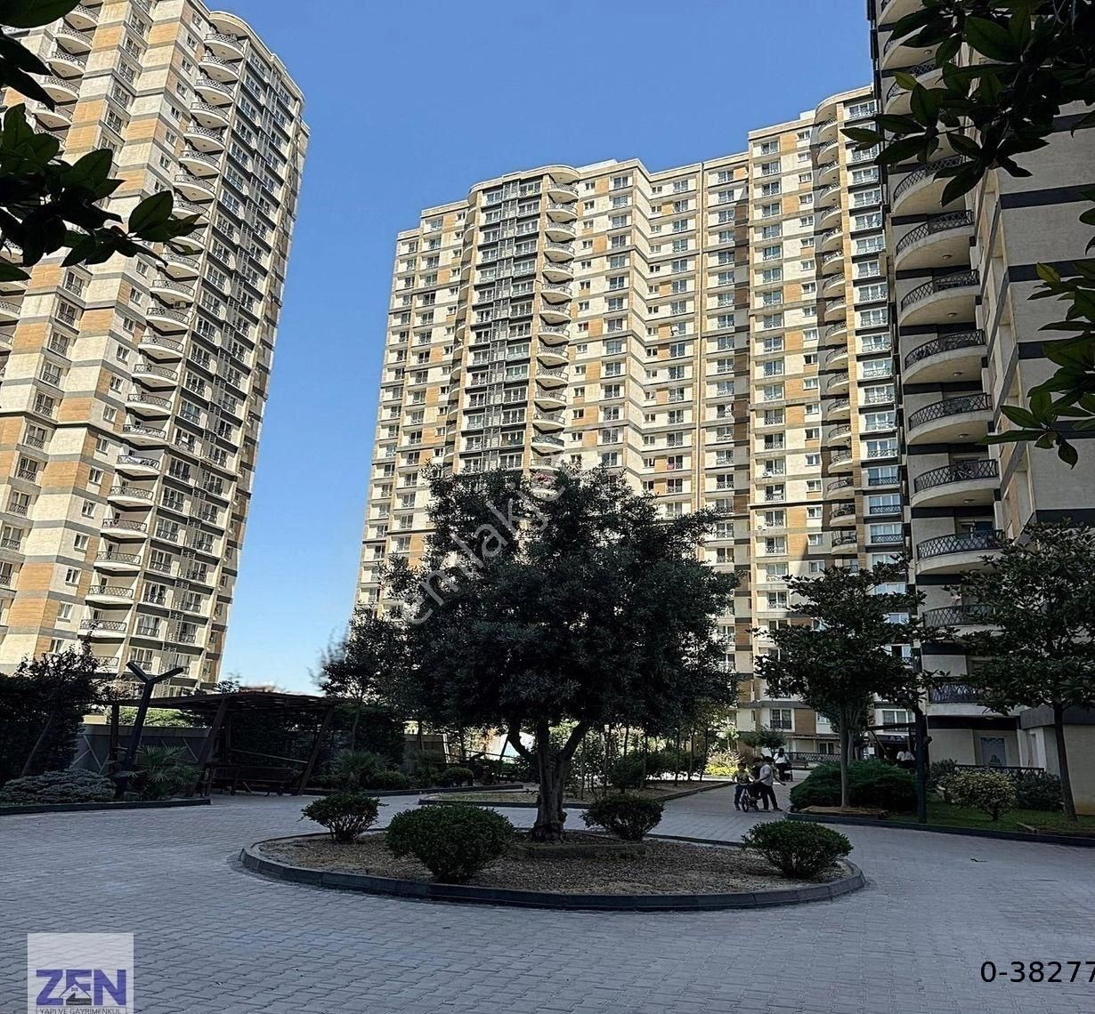 Site 100 Metre² Balkon Peyzaj Alanları 2 + 1 Satılık Daire - Görsel 2