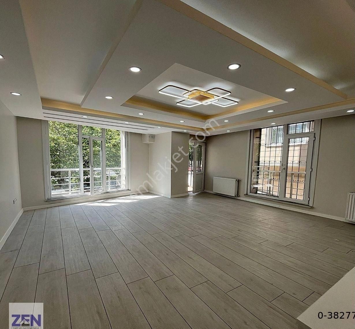 Krediye Uygun Merkezde İçi Full Dekorlu 2+1 Satılık Daire