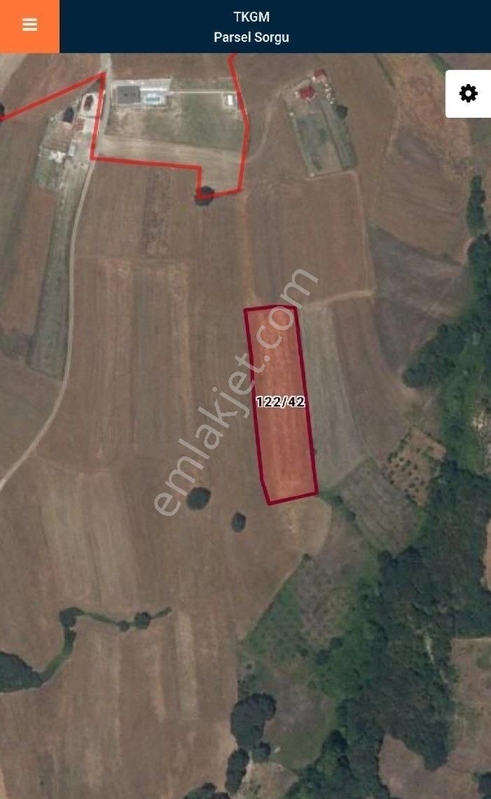 Salur Gayrimenkul Den Satılık Tarla