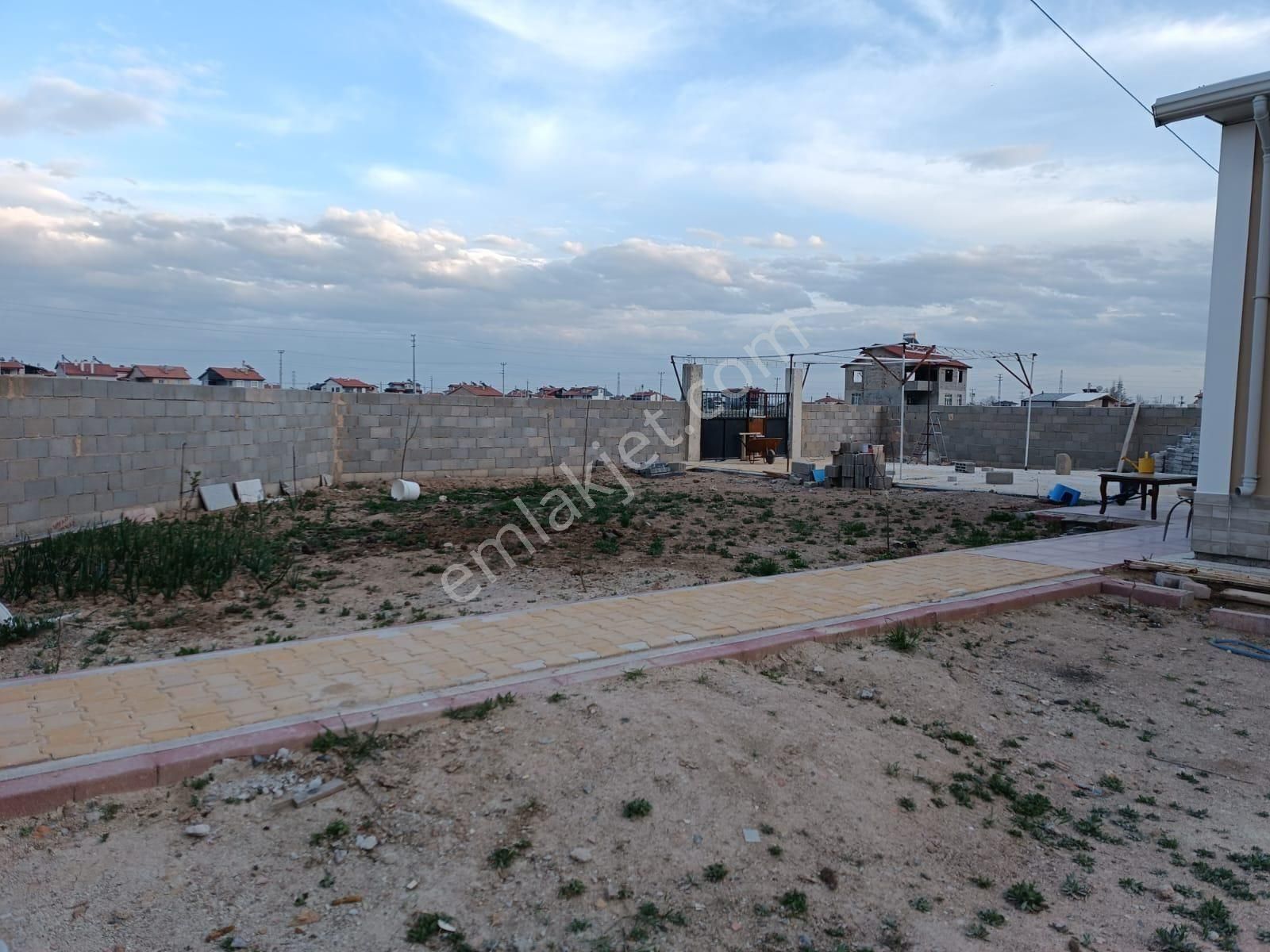 Saraçoğlu Cad. 300 Metre Mesafe De Satılık 4+1 Mustakil Ev - Görsel 16