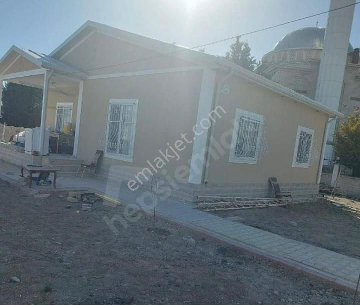 Saraçoğlu Cad. 300 Metre Mesafe De Satılık 4+1 Mustakil Ev - Görsel 18
