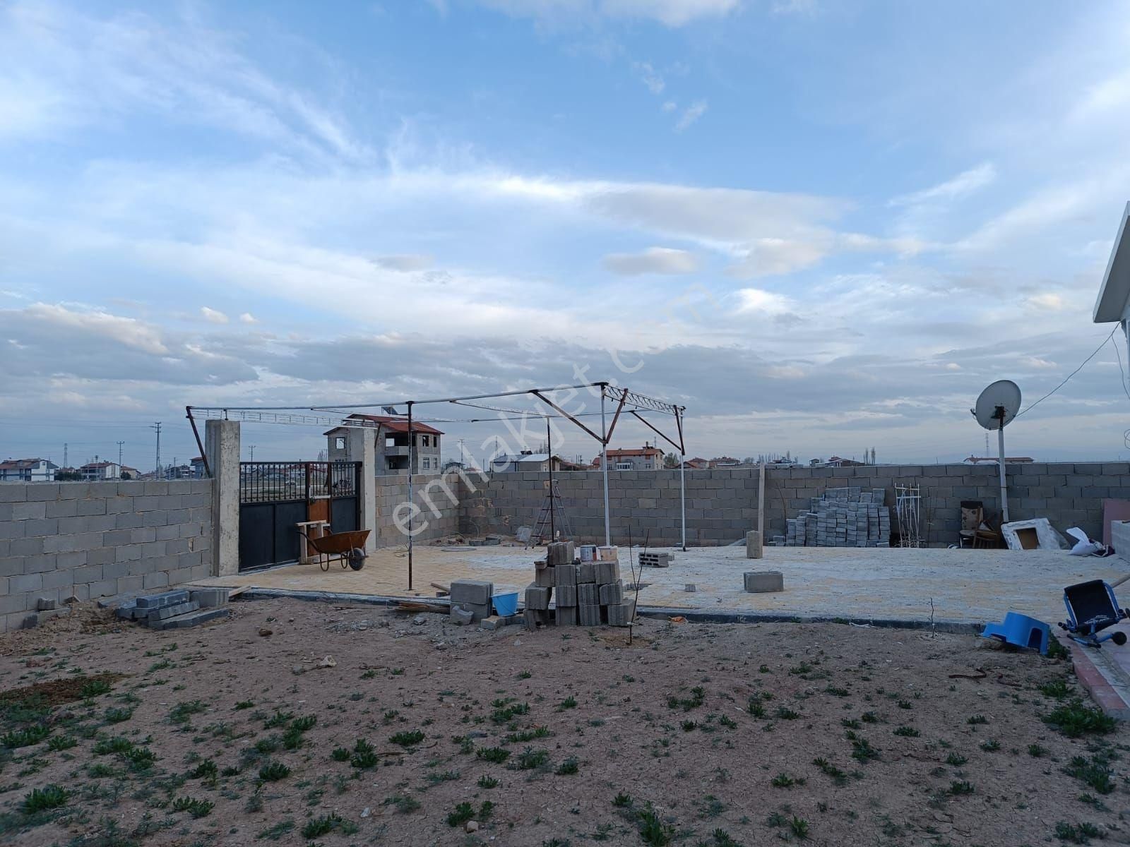 Saraçoğlu Cad. 300 Metre Mesafe De Satılık 4+1 Mustakil Ev - Görsel 5