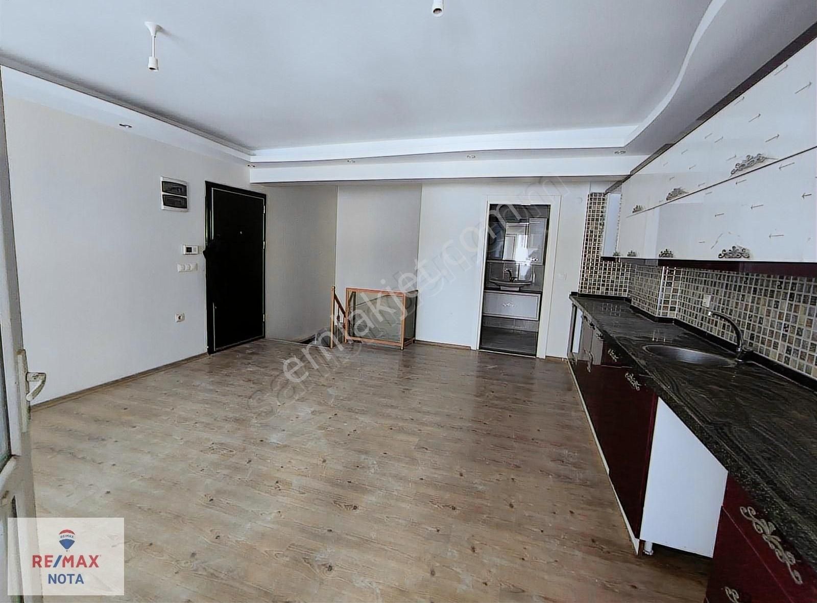 Zafertepe Mahallesi'nde Zemin Ters Dubleks Daire - Görsel 9