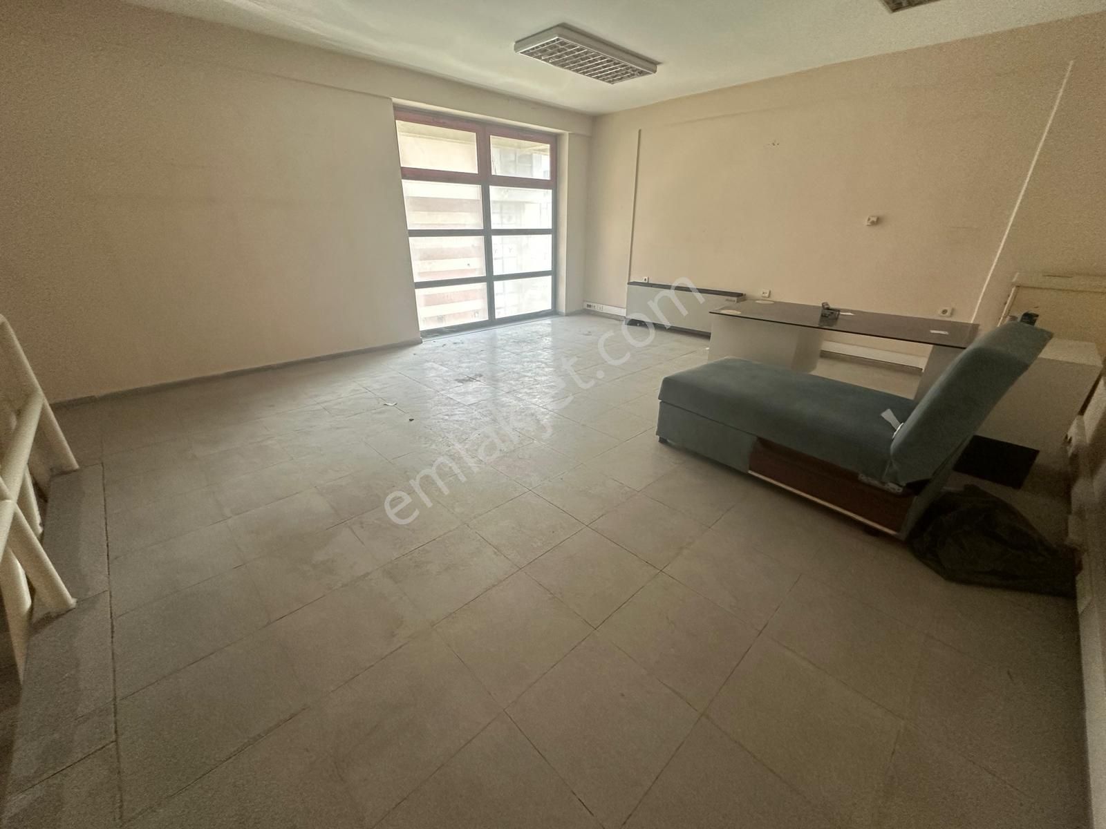 Tekstilkent Emlak'tan Kademeli Cadde'de 180 M2 Kiralık İş Yeri - Görsel 12