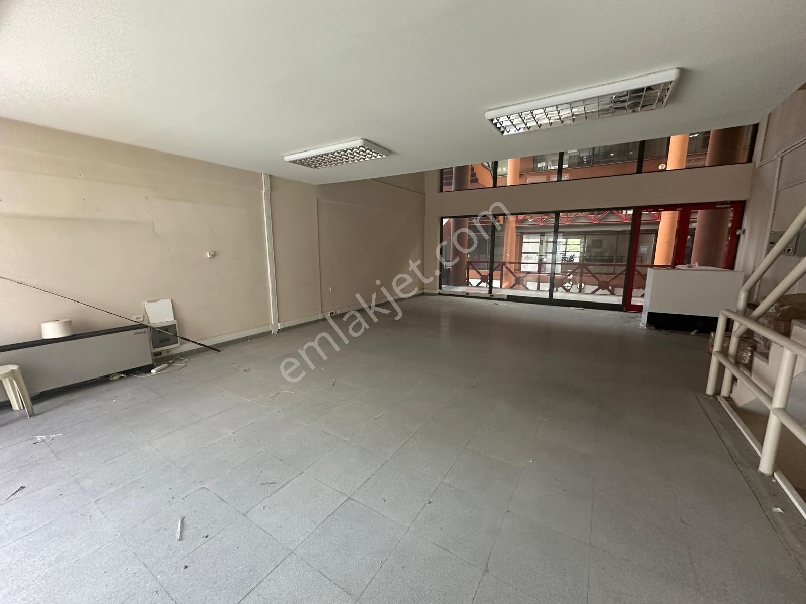 Tekstilkent Emlak'tan Kademeli Cadde'de 180 M2 Kiralık İş Yeri - Görsel 10