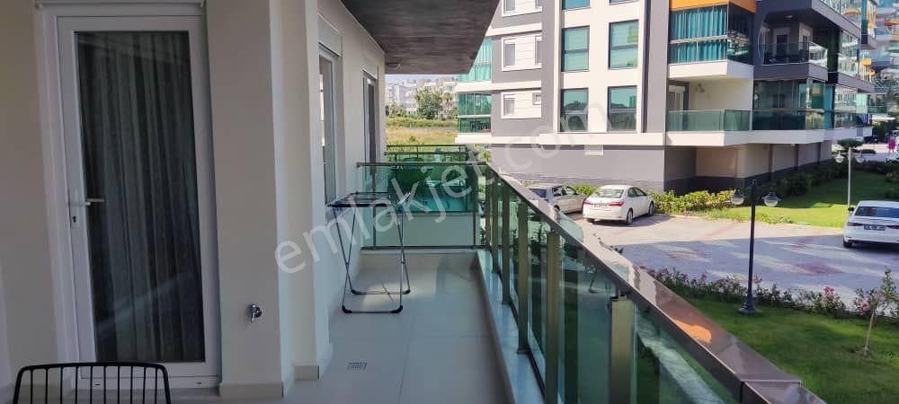 Denizde Kendı Plyajı Var Şehır Gıbı Otel Konseptinde Sıte Icı Daire - Görsel 4