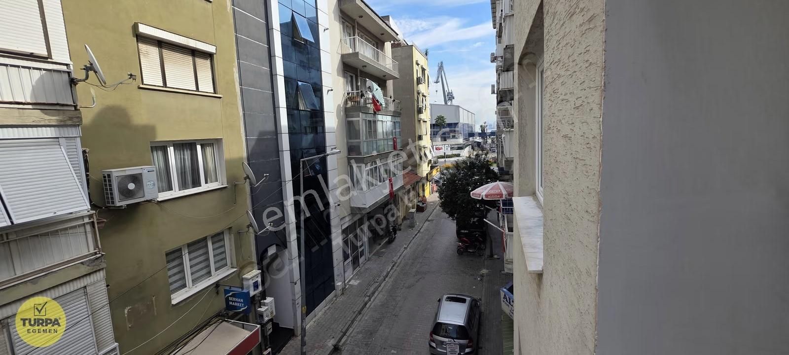 Karşıyaka Tersane Karşısı Komple Tadilatlı 2+1 Daire - Görsel 24