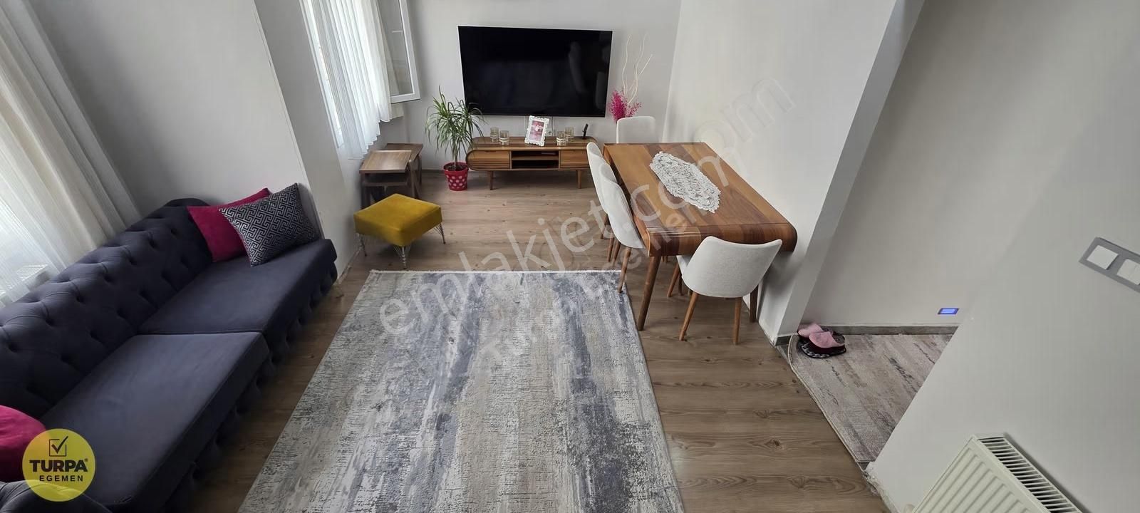 Karşıyaka Tersane Karşısı Komple Tadilatlı 2+1 Daire - Görsel 8