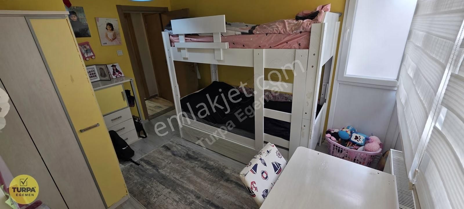 Karşıyaka Tersane Karşısı Komple Tadilatlı 2+1 Daire - Görsel 4