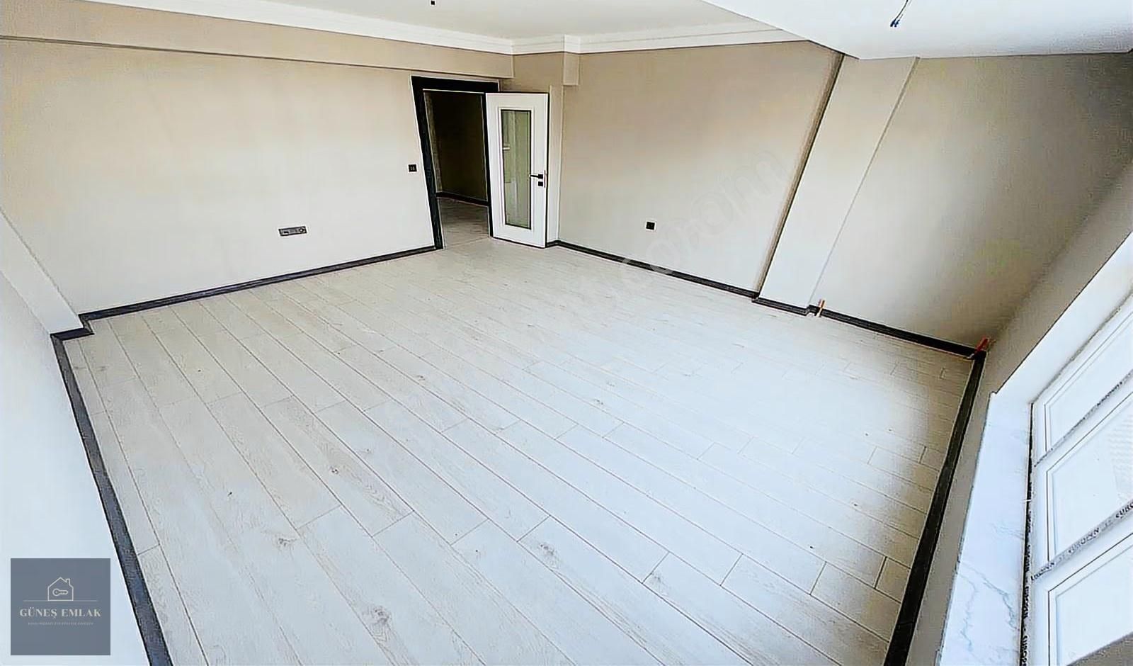 Yenikent'te 3 Bloklu Sitede Ara Kat 3+1 Geniş Daire - Görsel 33