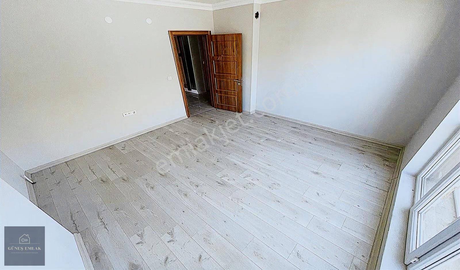 Yenikent'te 4+1ve 3+1 İki Daire Oturuma Hazır Az Bulunur Kaçırma - Görsel 19